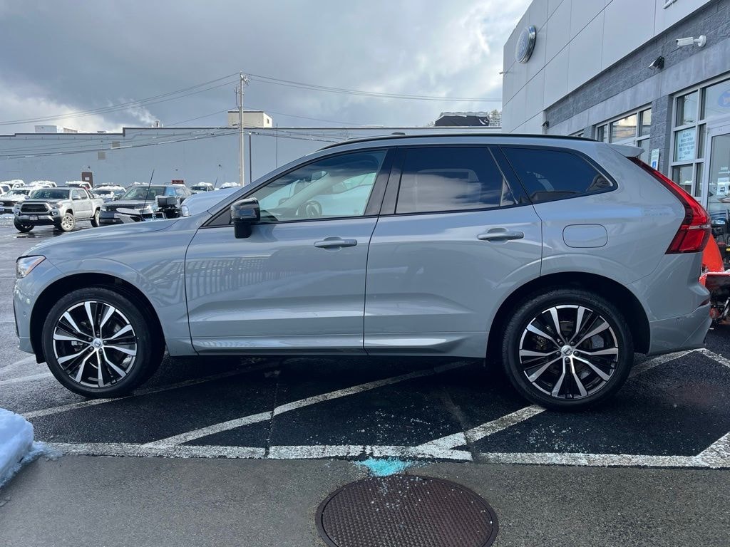 Used 2025 Volvo XC60 B5 Plus SUV