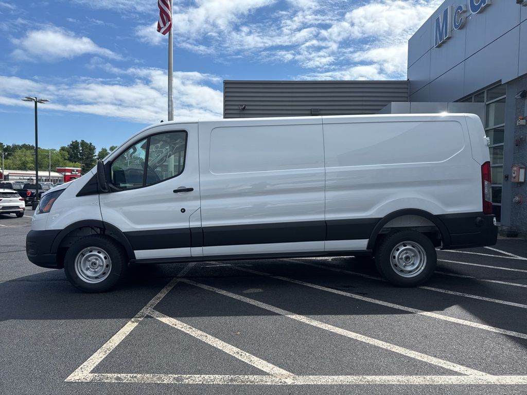 2025 Ford Transit Van photo 3
