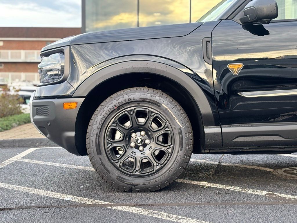 2025 Ford Bronco Sport Badlands photo 3