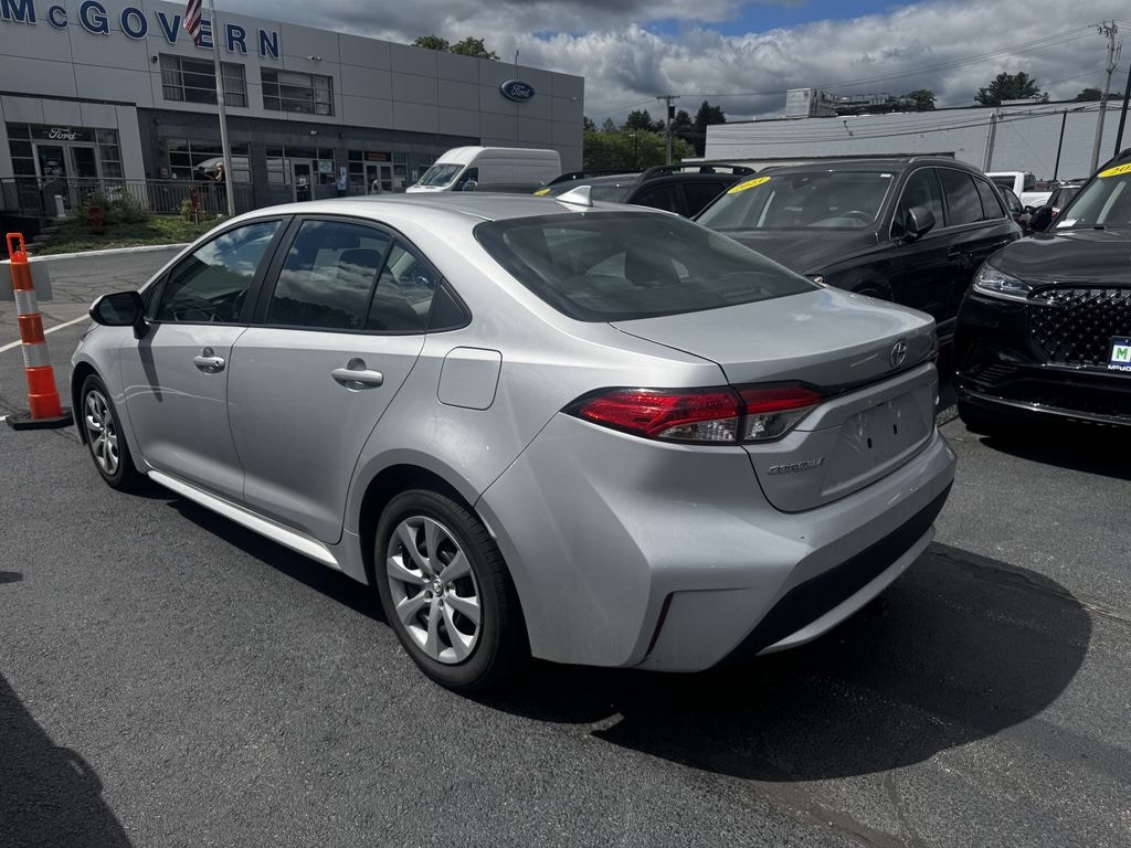 Used 2020 Toyota Corolla LE Sedan