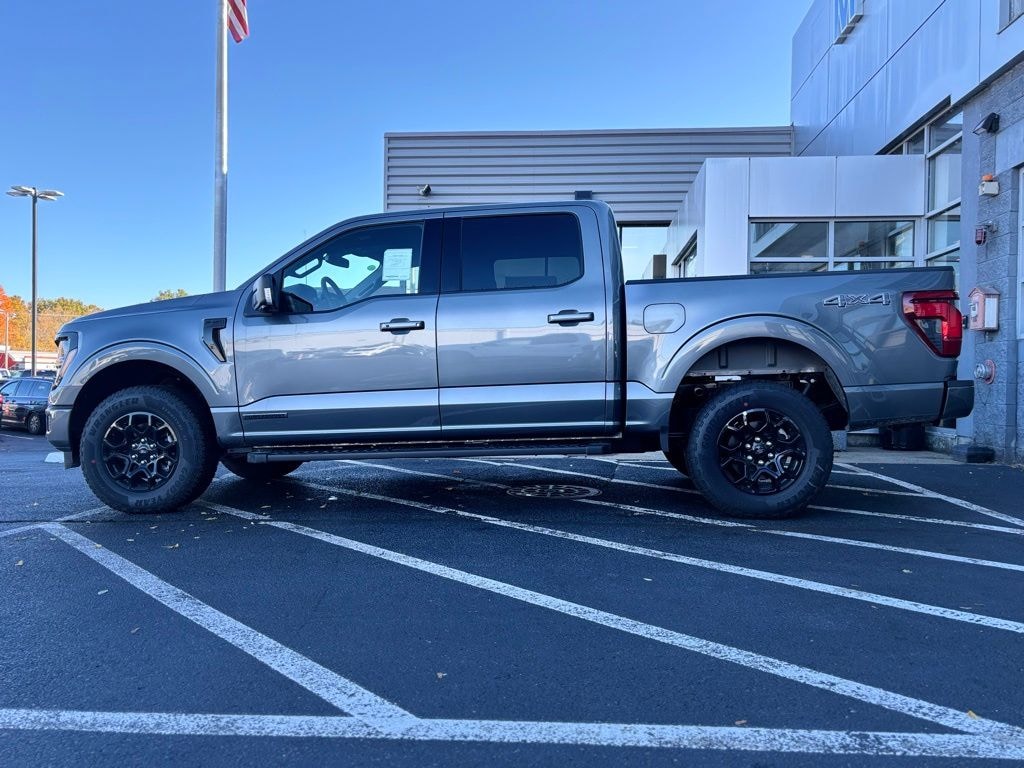 New 2025 Ford F-150 XLT Truck SuperCrew Cab