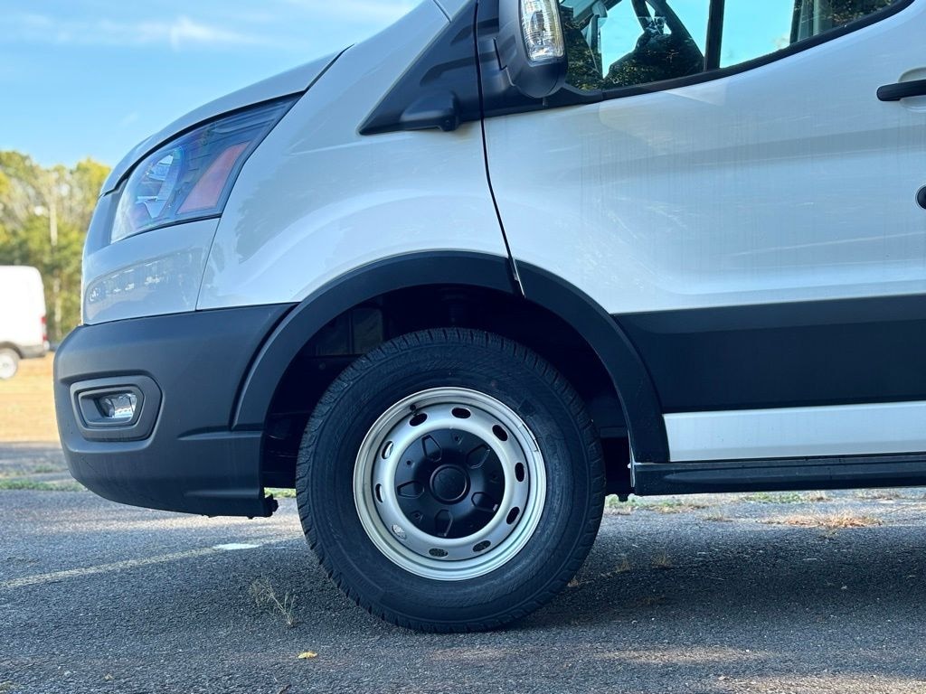 New 2025 Ford Transit-150 Base Van Low Roof Van