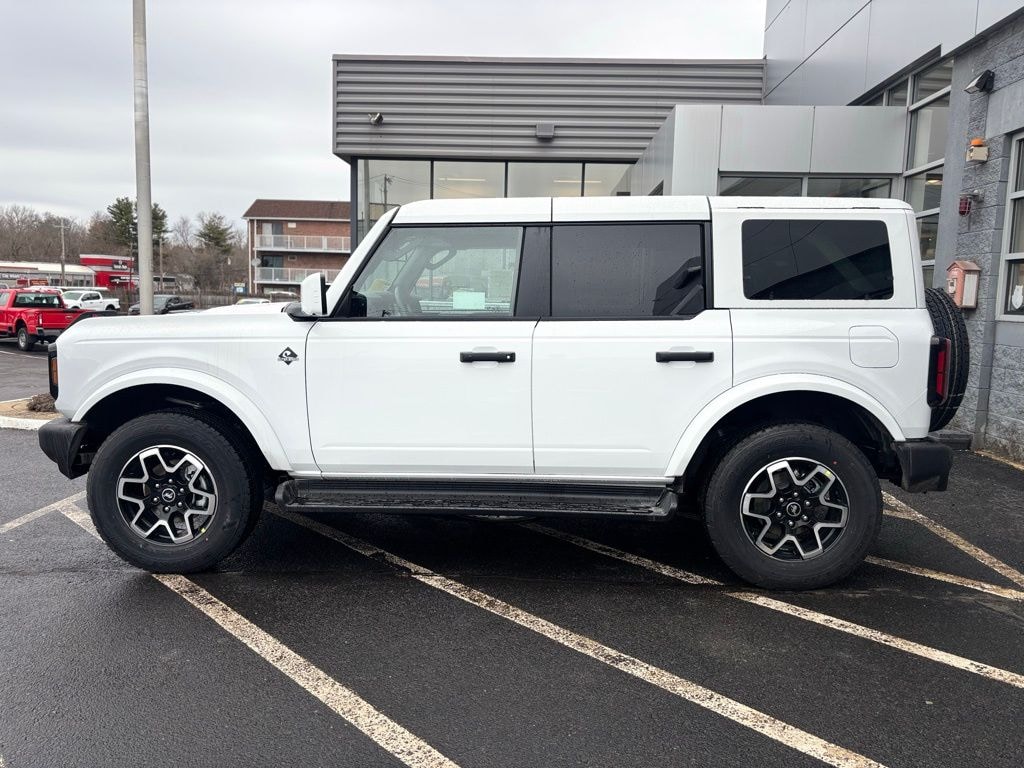 New 2026 Ford Bronco Outer Banks SUV
