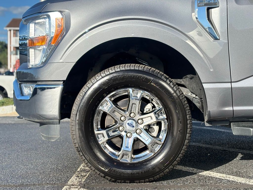 2022 Ford F-150 XLT photo 3