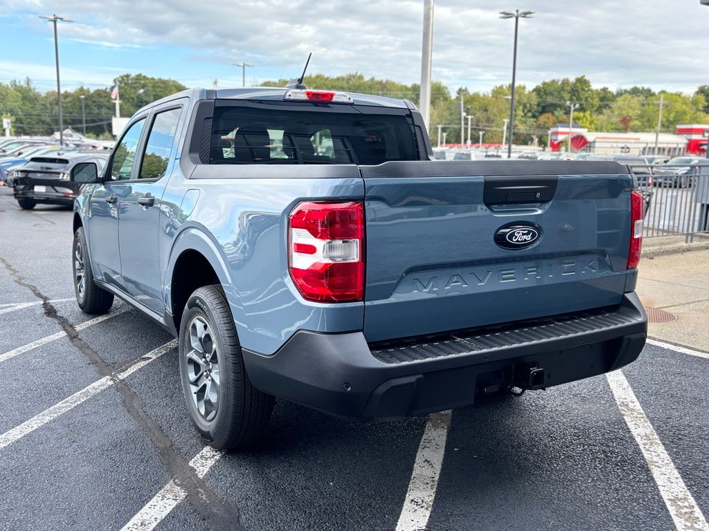 2025 Ford Maverick XLT photo 3