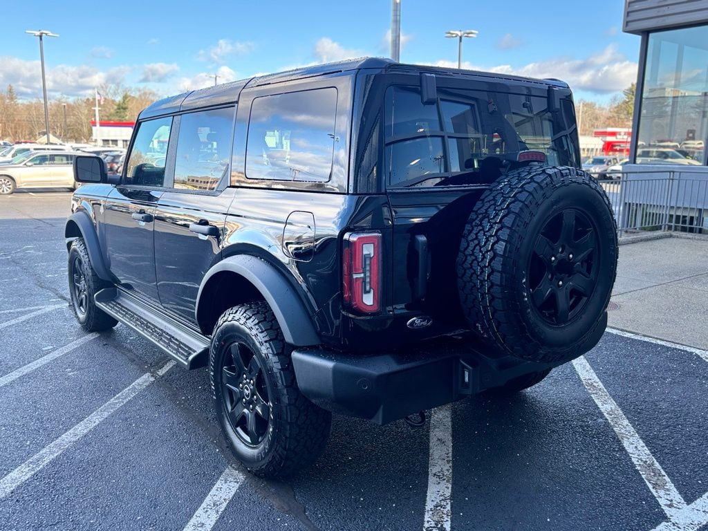 New 2025 Ford Bronco Outer Banks SUV