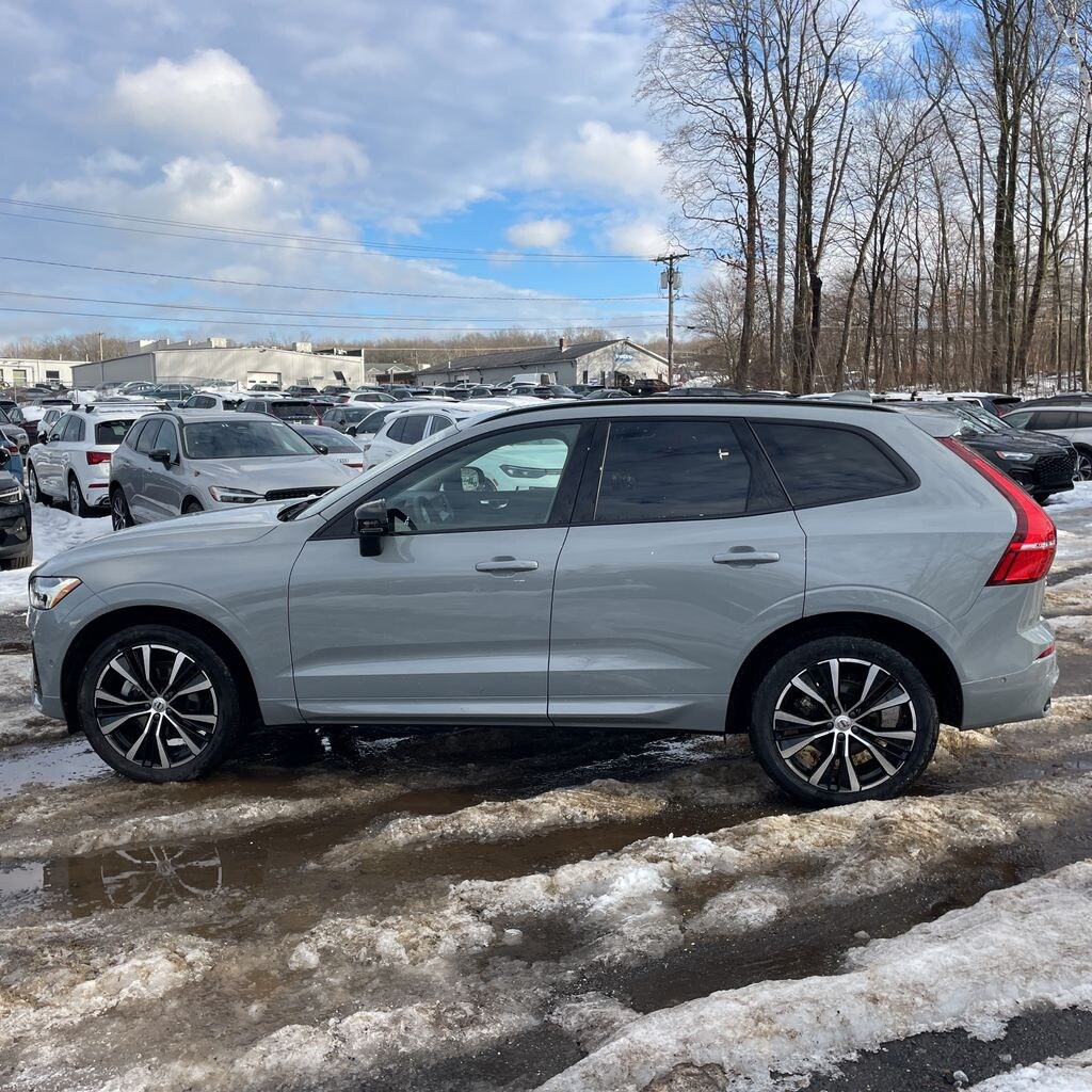 Used 2025 Volvo XC60 B5 Plus SUV