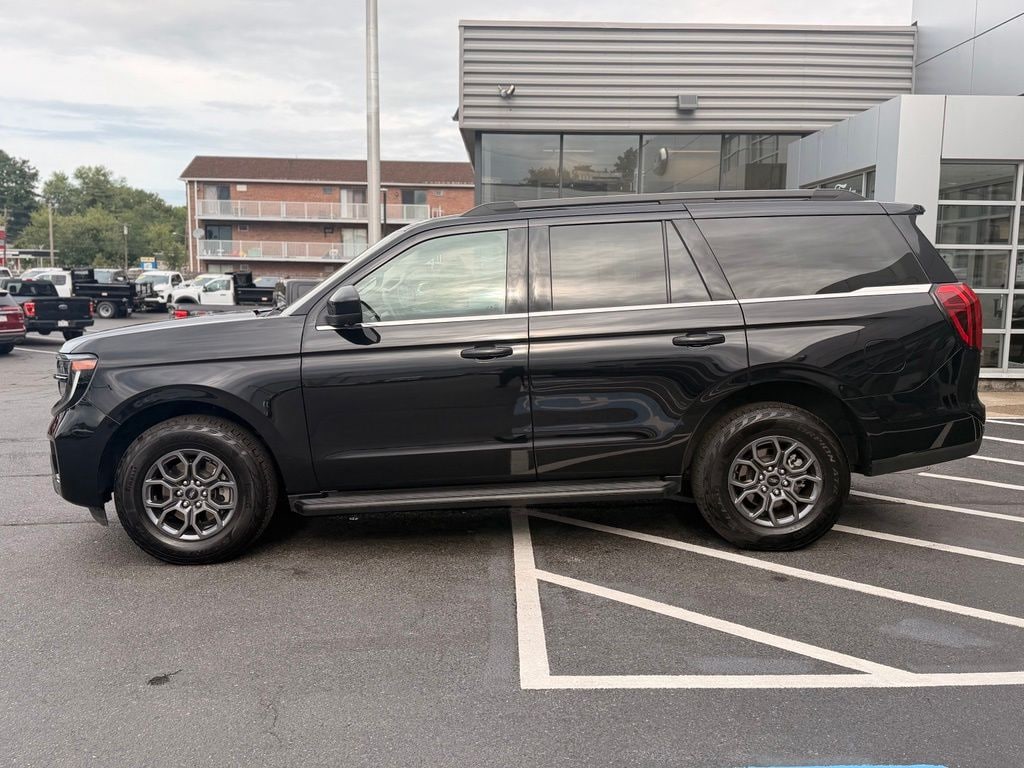 Used 2025 Ford Expedition Active SUV