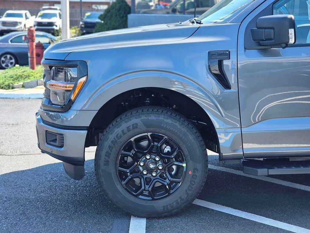 New 2026 Ford F-150 XLT Truck SuperCrew Cab