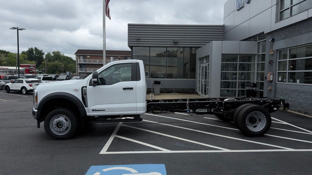 New 2026 Ford F-550SD Chassis XL Truck Regular Cab