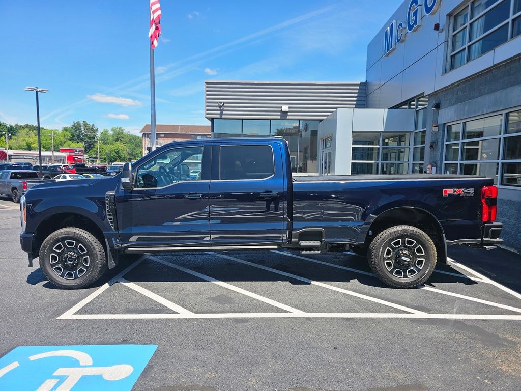 New 2025 Ford F-350SD F-350® Platinum® TRUCK