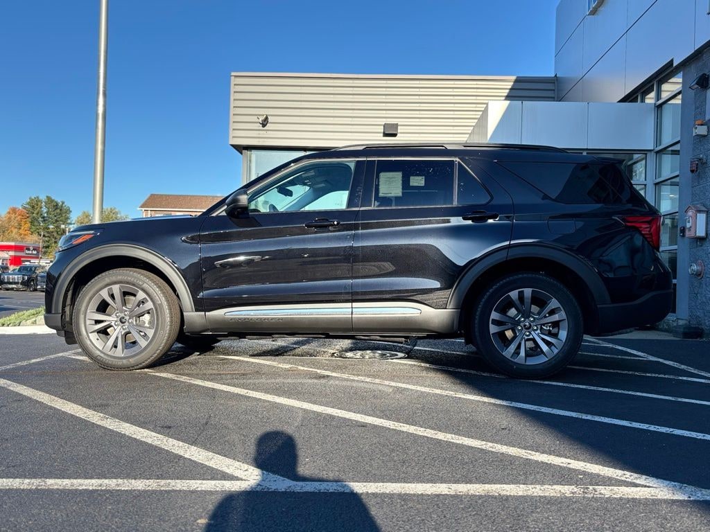 New 2025 Ford Explorer Active SUV