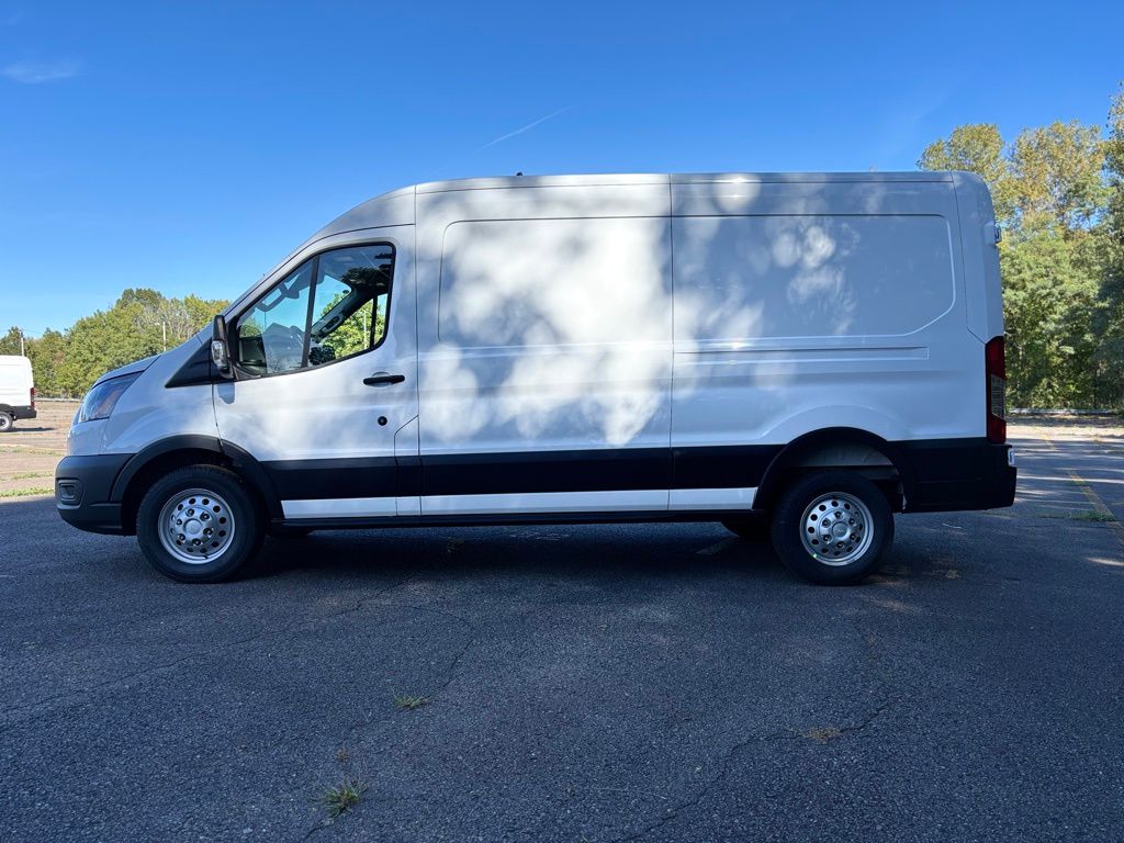 2025 Ford Transit Van photo 2
