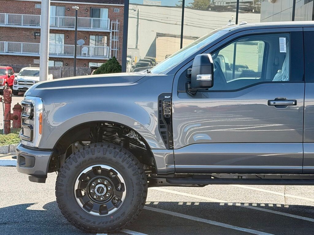 New 2026 Ford F-250SD Truck Crew Cab