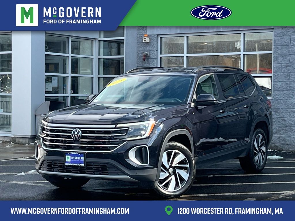 2025 Volkswagen Atlas SE w/Tech