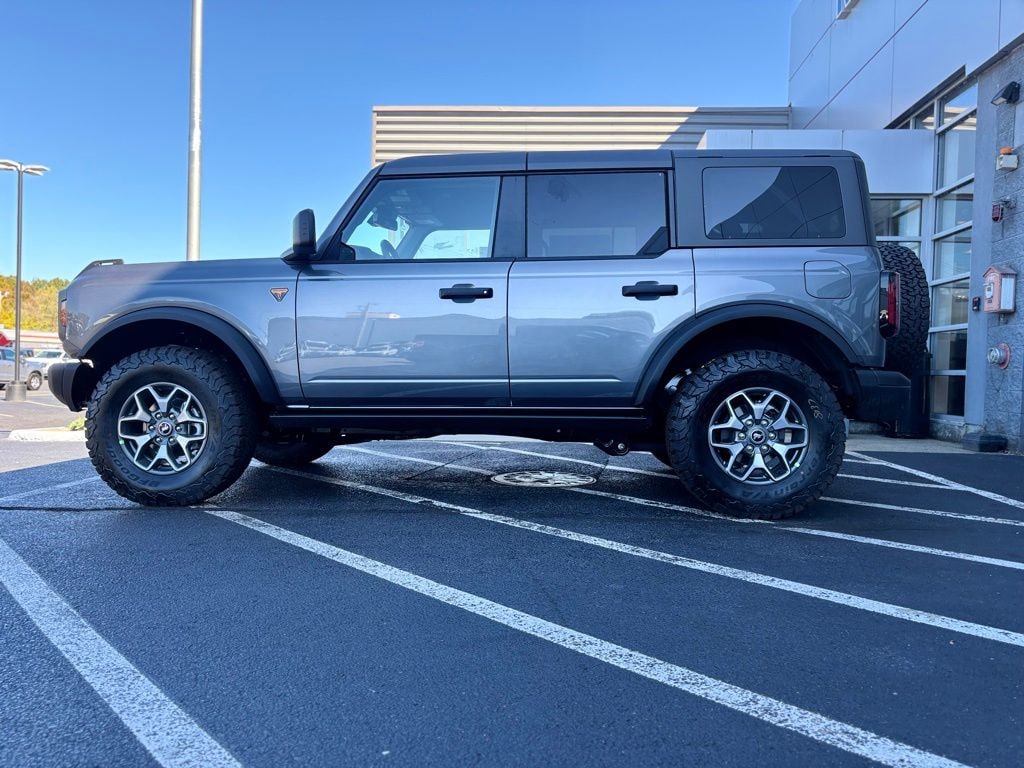 New 2025 Ford Bronco Badlands SUV