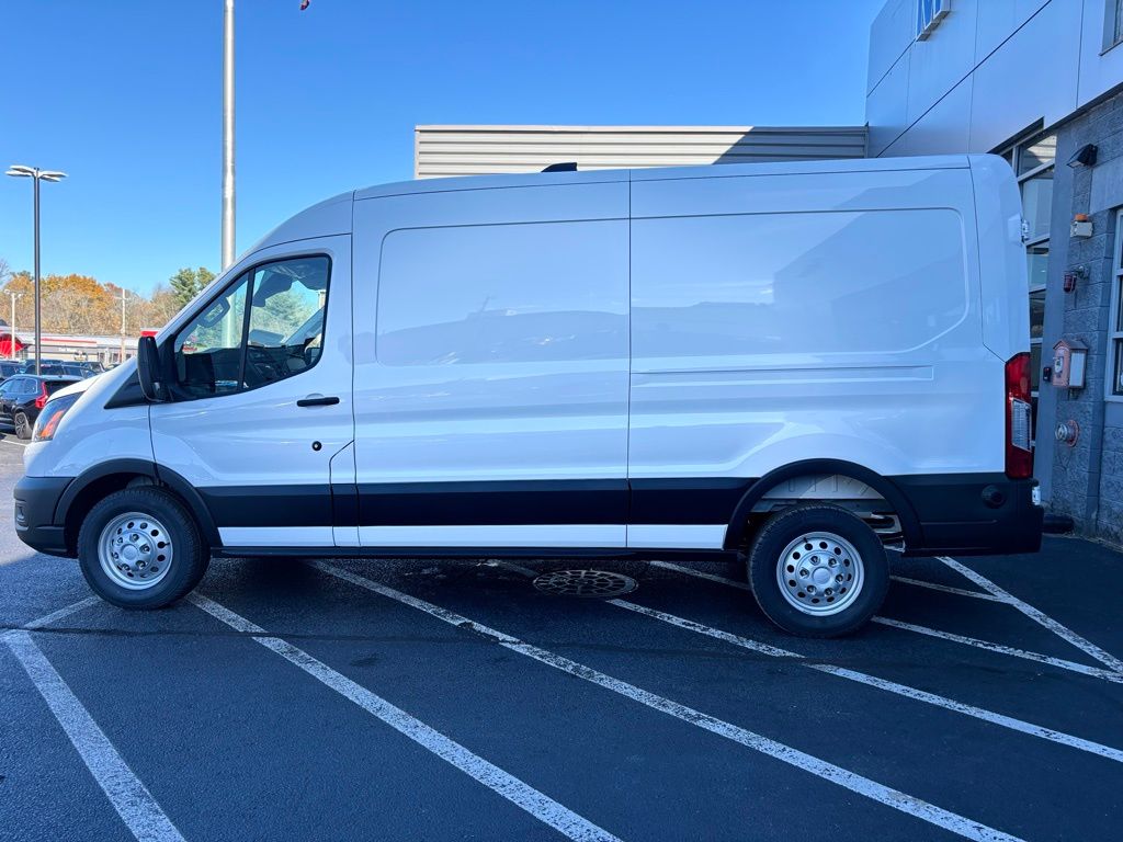 2026 Ford Transit photo 2