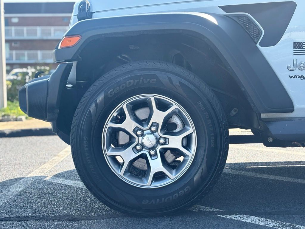 2020 Jeep Wrangler Unlimited Freedom photo 3
