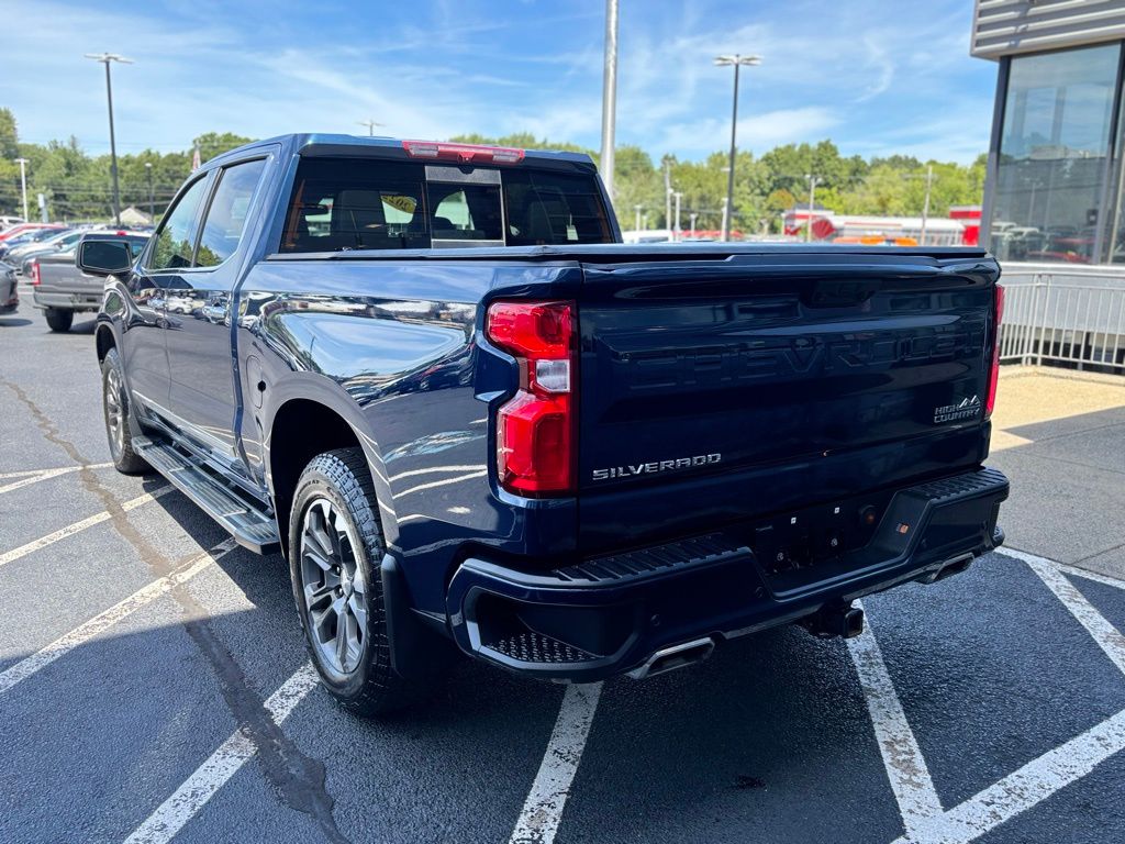 2022 Chevrolet Silverado 1500 High Country photo 4