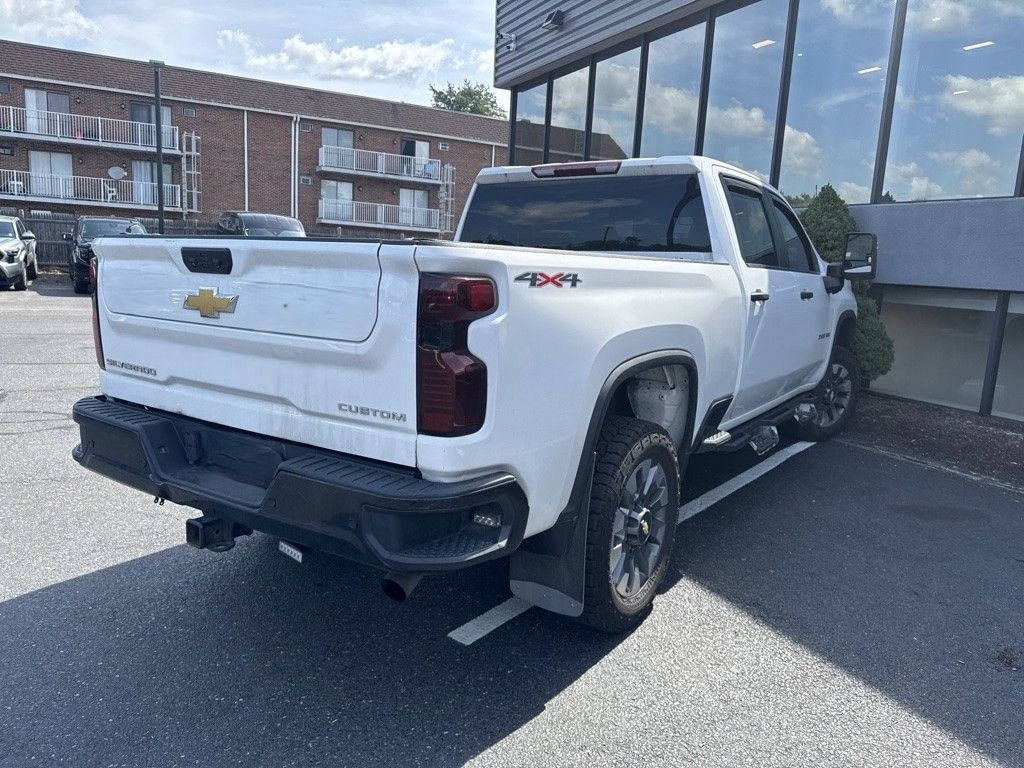 Used 2024 Chevrolet Silverado 2500 HD Custom Truck Crew Cab
