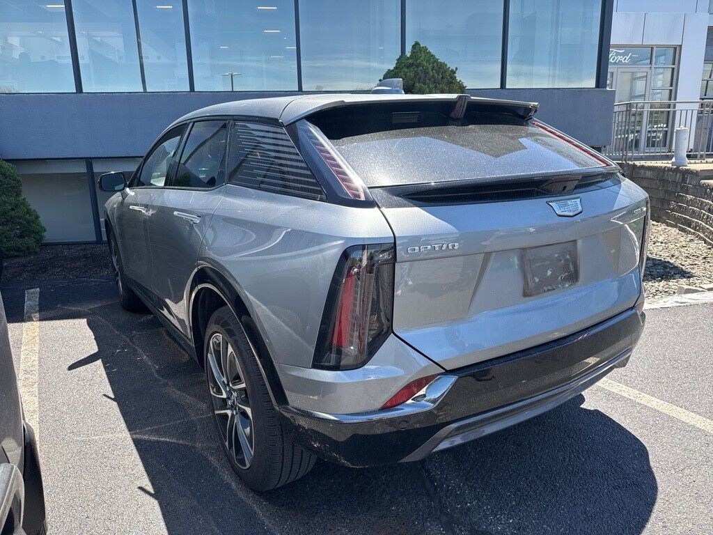 Used 2025 CADILLAC OPTIQ Sport 2 SUV