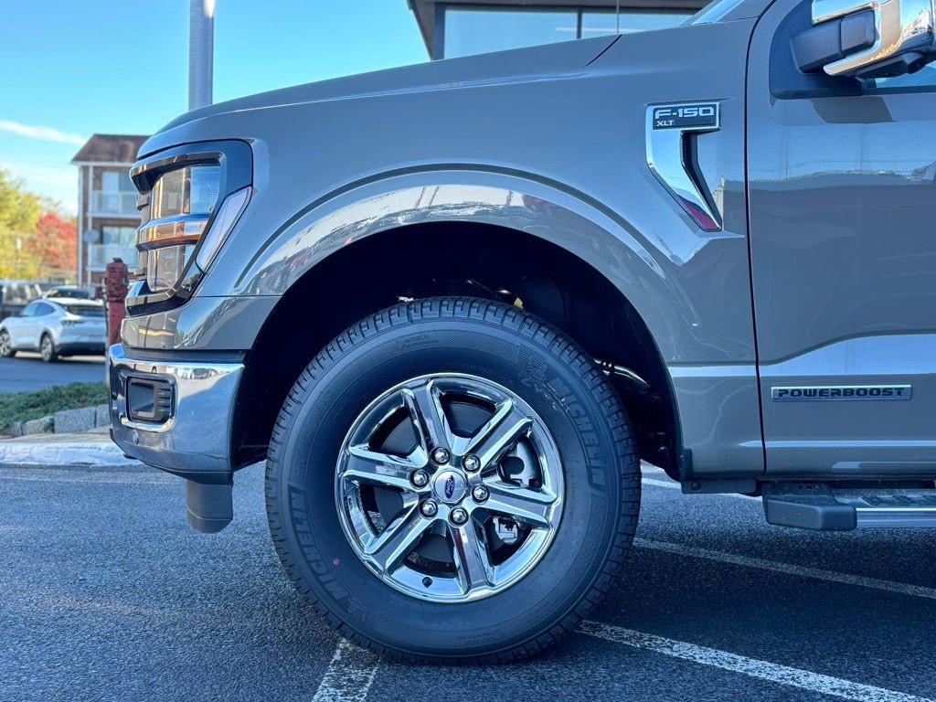 New 2025 Ford F-150 XLT Truck SuperCrew Cab
