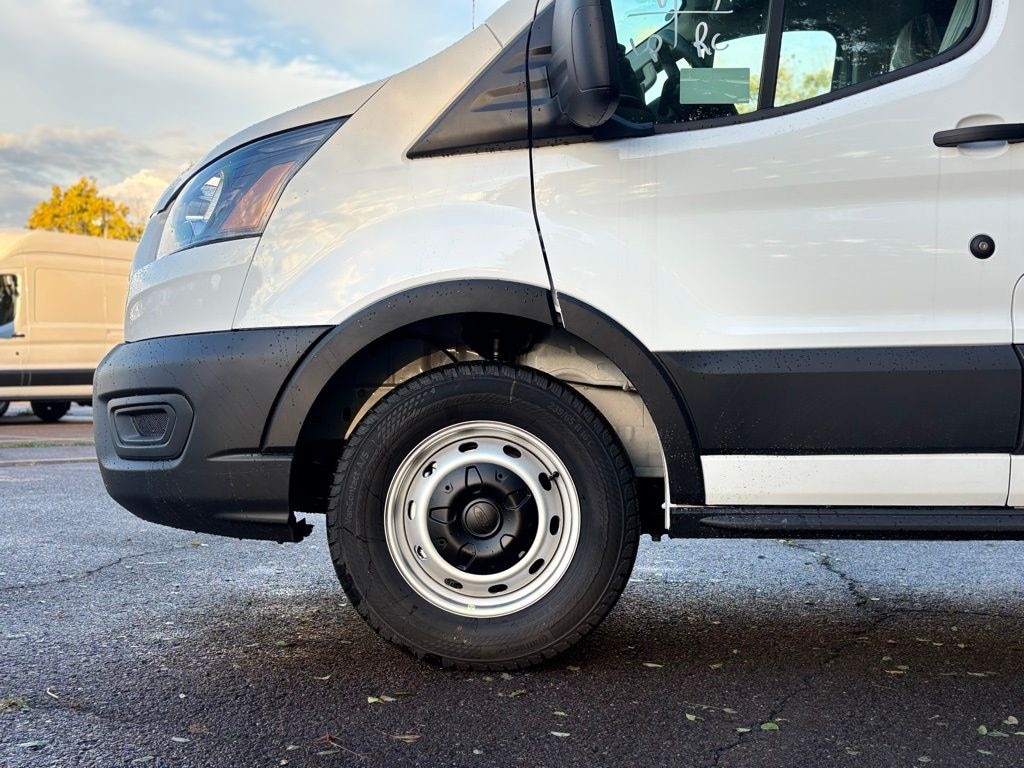 New 2025 Ford Transit-150 Base Van Low Roof Van