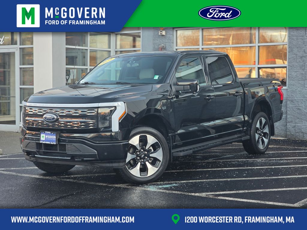 2023 Ford F-150 Lightning Platinum's photo