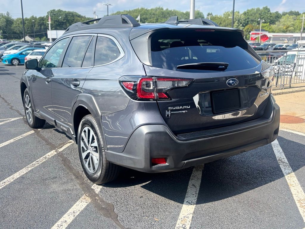 2024 Subaru Outback Premium photo 3