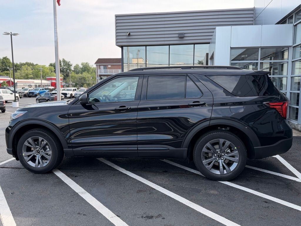 New 2026 Ford Explorer Active SUV