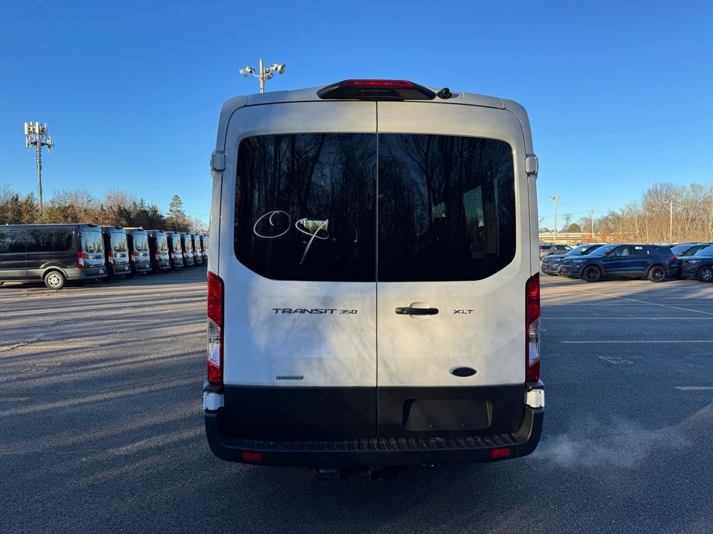 2024 Ford Transit XLT photo 2