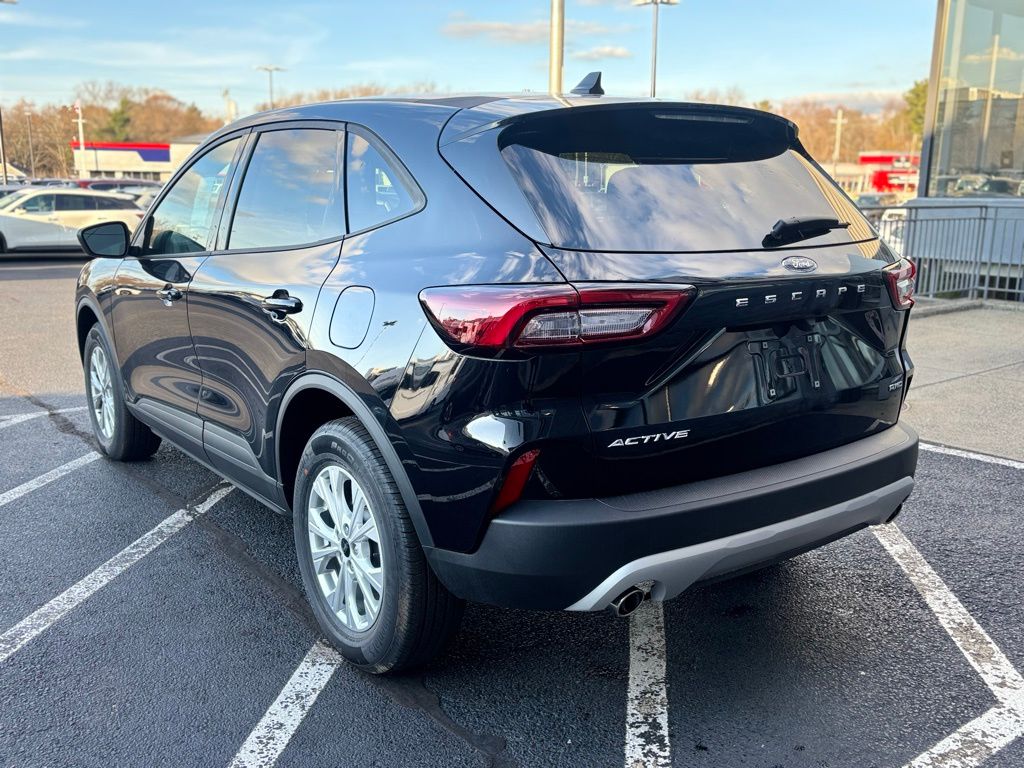 2025 Ford Escape Active photo 3