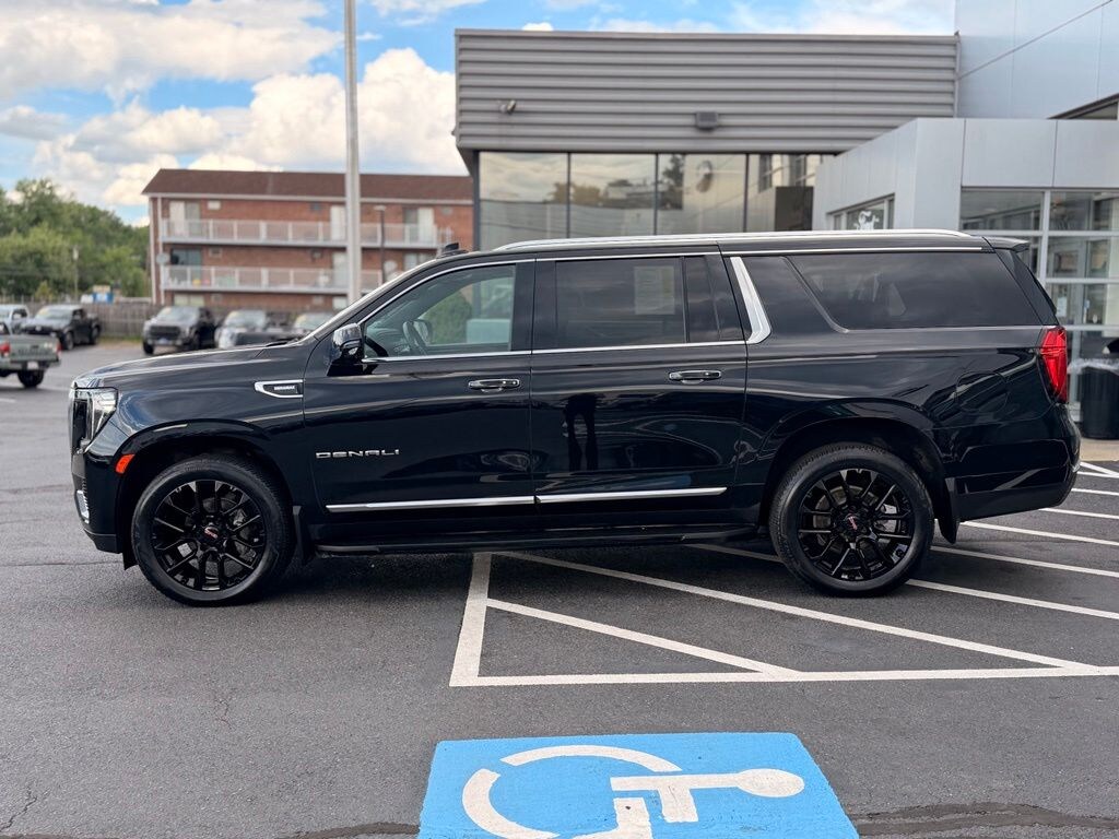 Used 2024 GMC Yukon XL Denali SUV