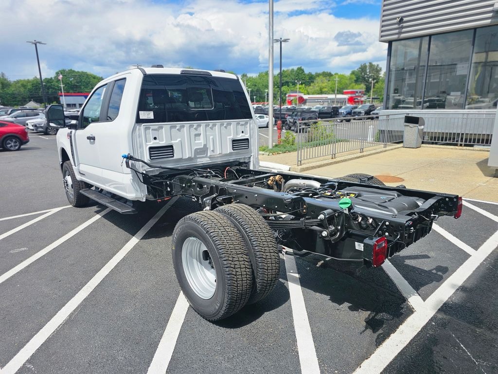New 2026 Ford F-350SD Super Cab Chassis XL Truck Super Cab