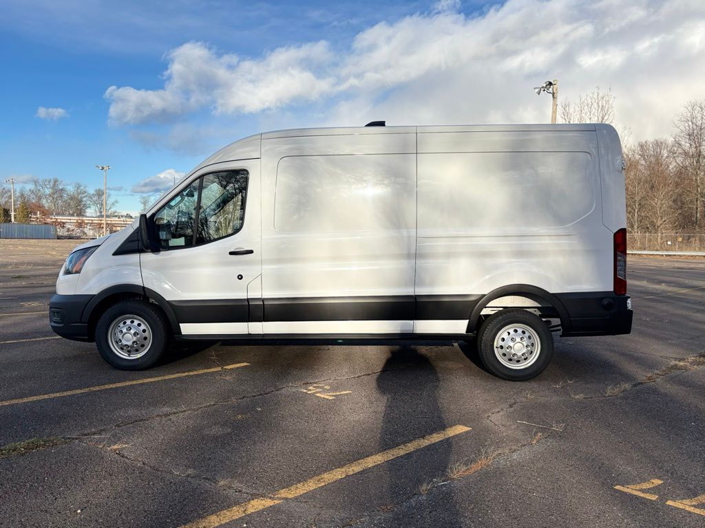 2026 Ford Transit photo 2