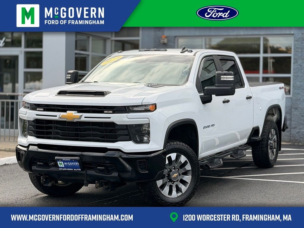 Used 2024 Chevrolet Silverado 2500 HD Custom Truck Crew Cab
