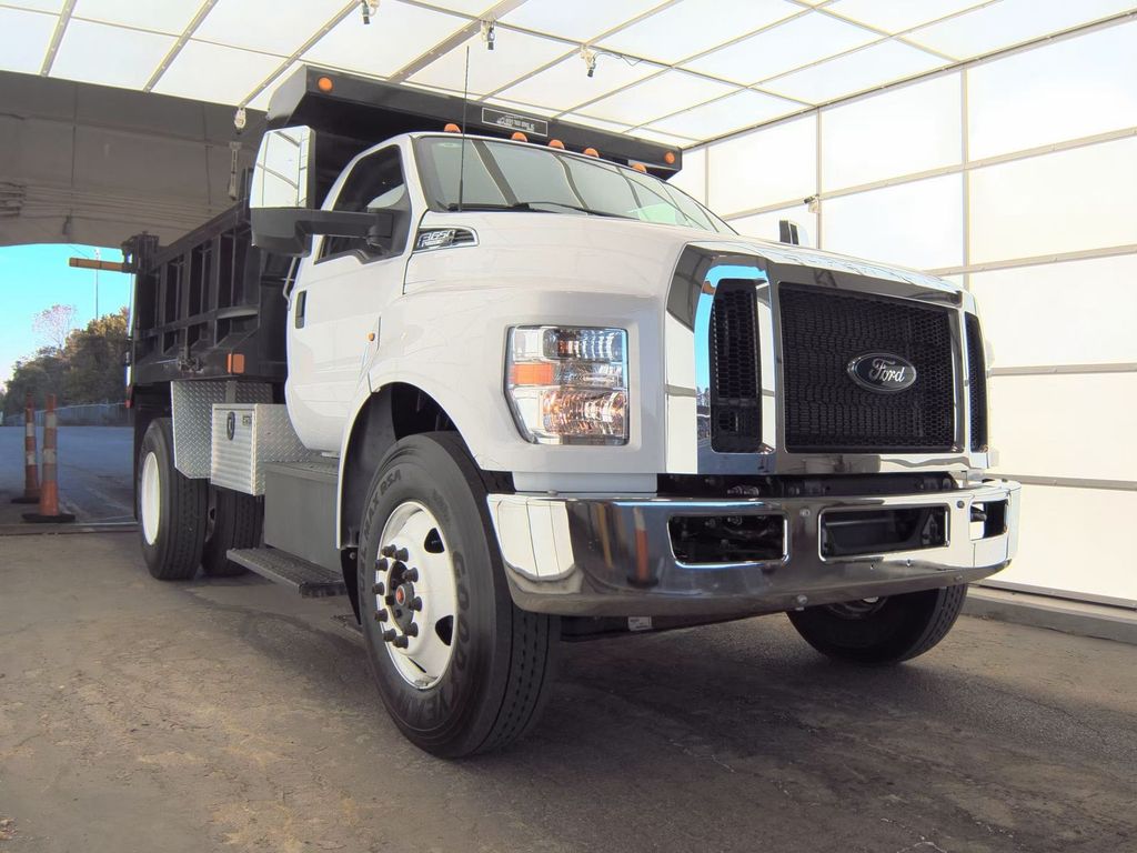 2023 Ford F-650 Base Regular Cab photo 2