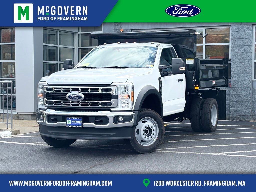 2025 Ford F-550 Super Duty Chassis Cab XL's photo