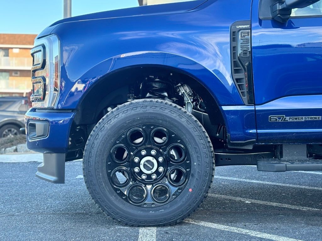 New 2026 Ford F-350SD Truck Crew Cab