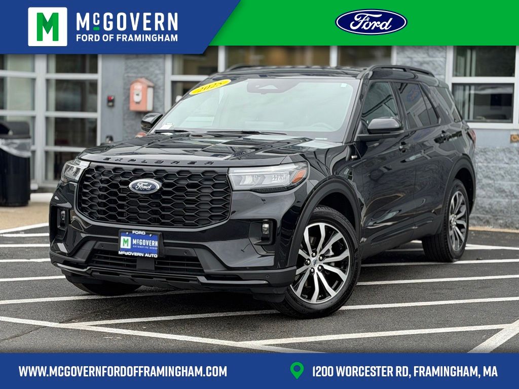 2025 Ford Explorer ST-LINE 4WD (PL535)'s photo