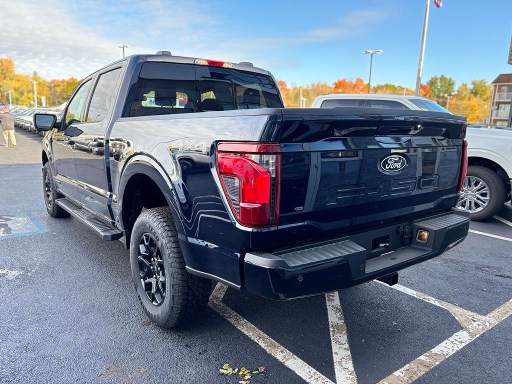 New 2025 Ford F-150 XLT Truck SuperCrew Cab