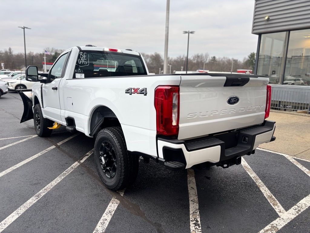 2026 Ford F-250 photo 3