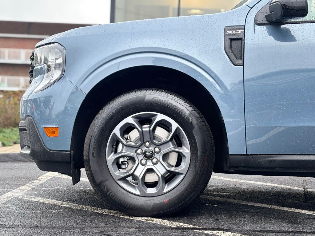 2025 Ford Maverick XLT photo 3