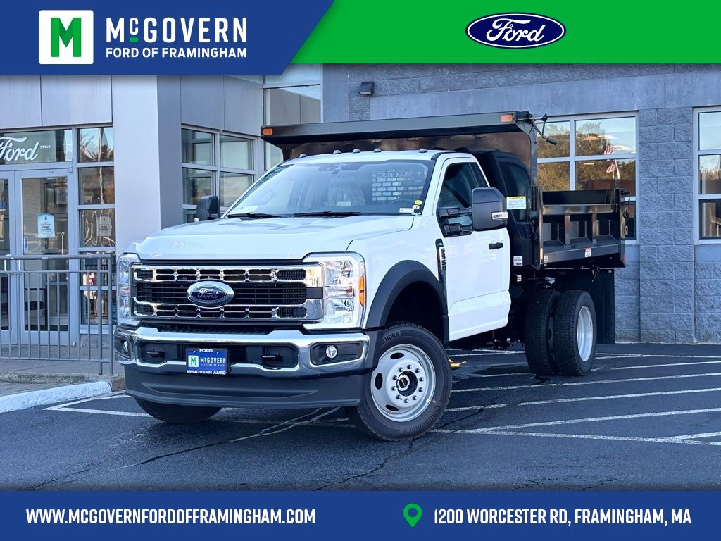 2025 Ford F-550 Super Duty Chassis Cab XL's photo
