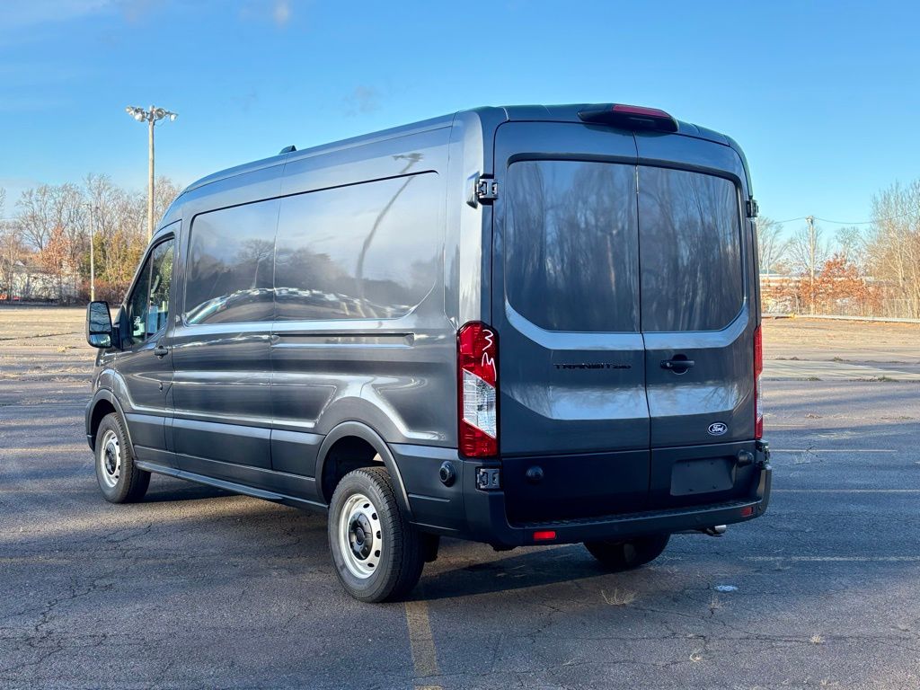2026 Ford Transit photo 3