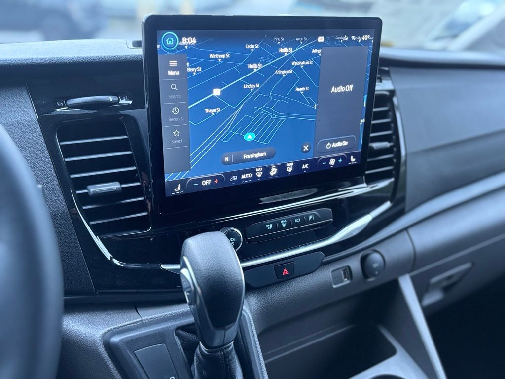 2024 Ford Transit Passenger Van XLT - Photo 18