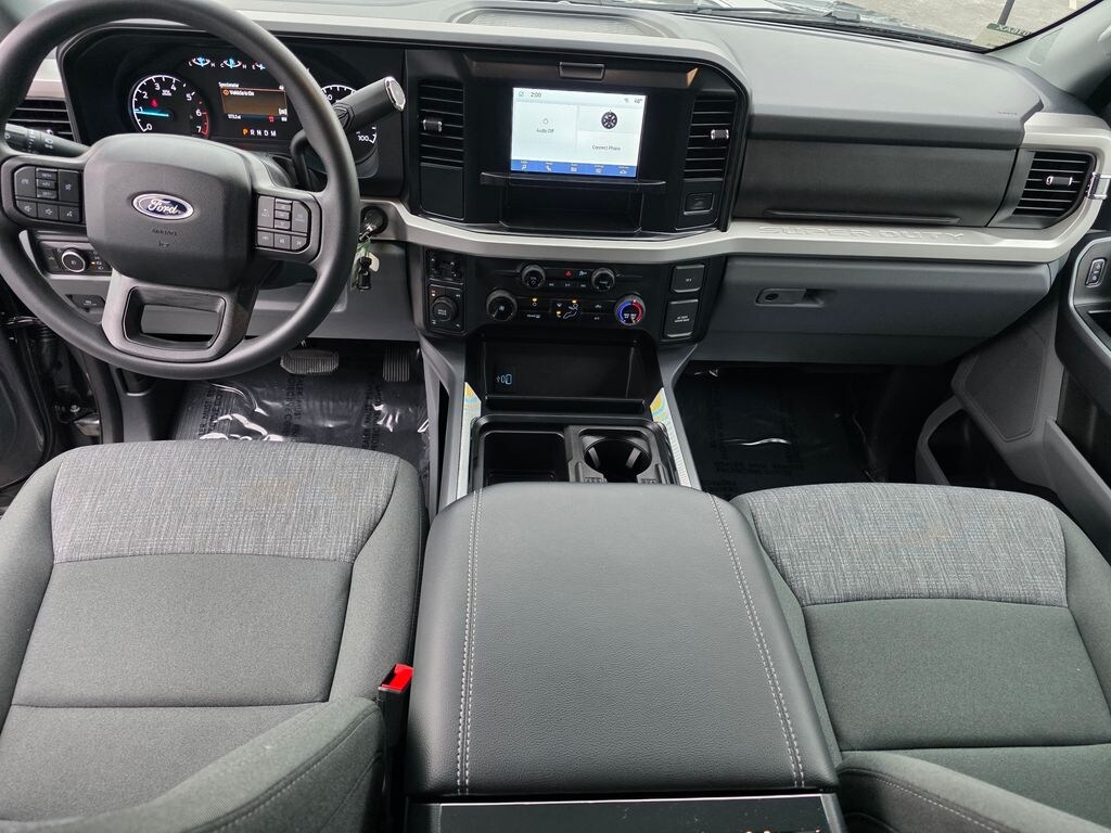 Used 2025 Ford F-250 XLT Truck Super Cab