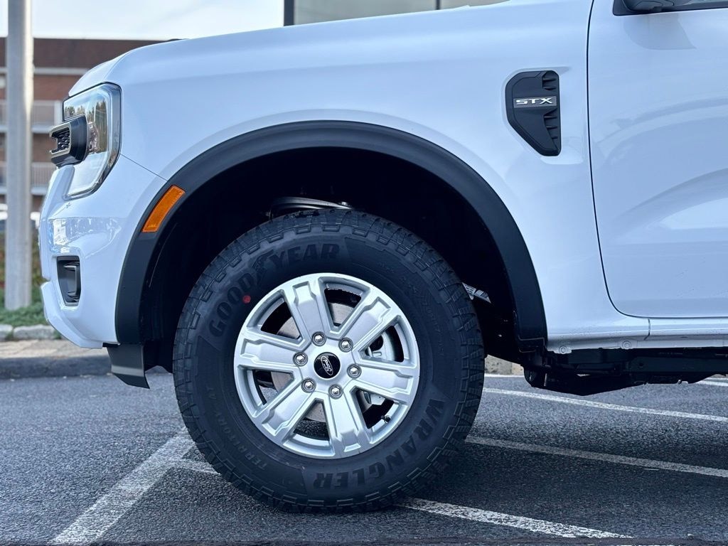 New 2025 Ford Ranger XL Truck SuperCrew