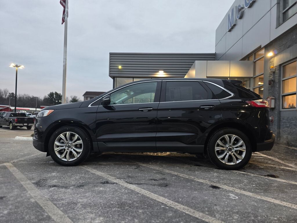 Used 2024 Ford Edge Titanium SUV