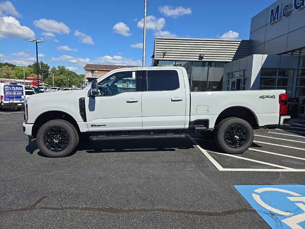 New 2026 Ford F-250SD F-250® XLT Truck Crew Cab